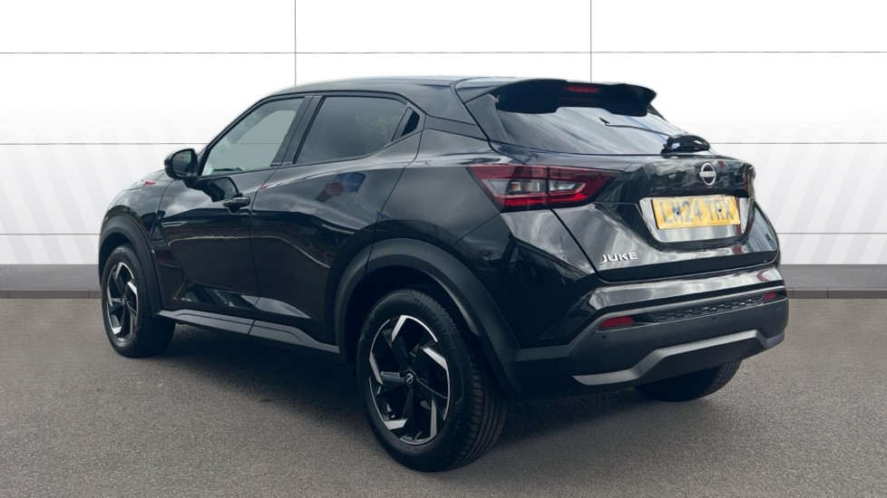 Nissan Juke 1.0 DiG-T 114 N-Connecta 5dr DCT Petrol Hatchback - Image 2