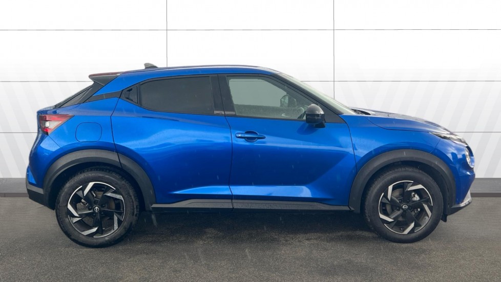 Nissan Juke 1.0 DiG-T 114 N-Connecta 5dr Petrol Hatchback - Image 5