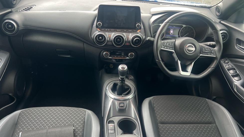 Nissan Juke 1.0 DiG-T 114 N-Connecta 5dr Petrol Hatchback - Image 10