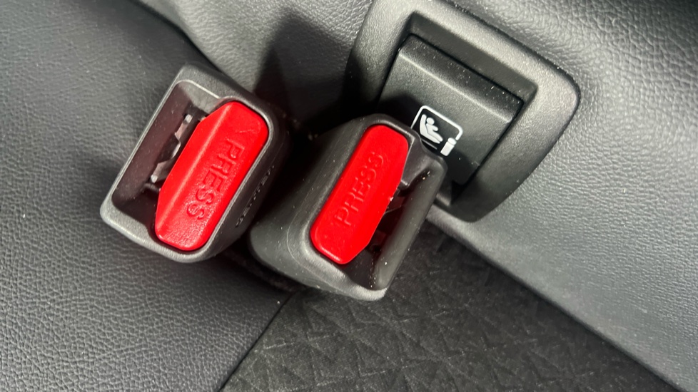 Nissan Juke 1.0 DiG-T 114 N-Connecta 5dr Petrol Hatchback - Image 17