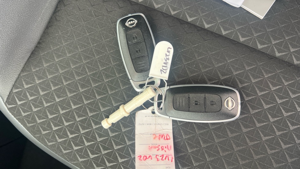 Nissan Juke 1.0 DiG-T 114 N-Connecta 5dr Petrol Hatchback - Image 20