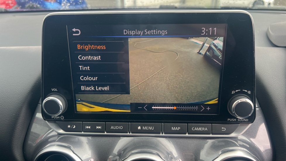 Nissan Juke 1.0 DiG-T 114 N-Connecta 5dr Petrol Hatchback - Image 22