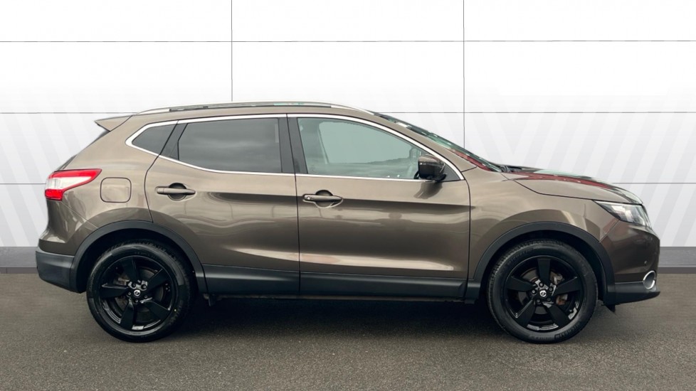 Nissan Qashqai 1.2 DiG-T N-Tec+ 5dr Xtronic Petrol Hatchback - Image 5