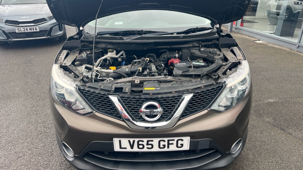 Nissan Qashqai 1.2 DiG-T N-Tec+ 5dr Xtronic Petrol Hatchback - Image 8