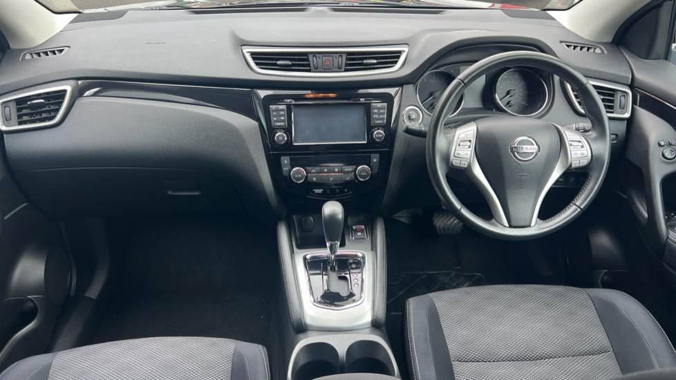 Nissan Qashqai 1.2 DiG-T N-Tec+ 5dr Xtronic Petrol Hatchback - Image 10
