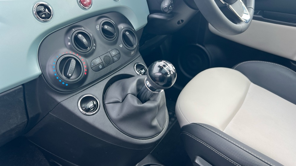 Fiat 500 1.0 Mild Hybrid Dolcevita [Part Leather] 3dr Petrol Hatchback - Image 13