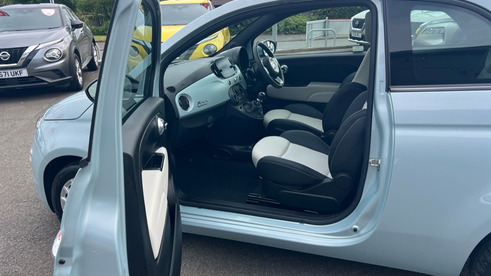 Fiat 500 1.0 Mild Hybrid Dolcevita [Part Leather] 3dr Petrol Hatchback - Image 21