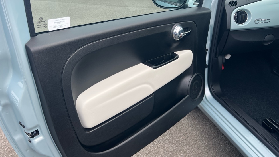 Fiat 500 1.0 Mild Hybrid Dolcevita [Part Leather] 3dr Petrol Hatchback - Image 22