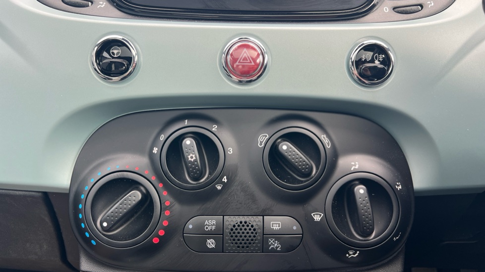 Fiat 500 1.0 Mild Hybrid Dolcevita [Part Leather] 3dr Petrol Hatchback - Image 30