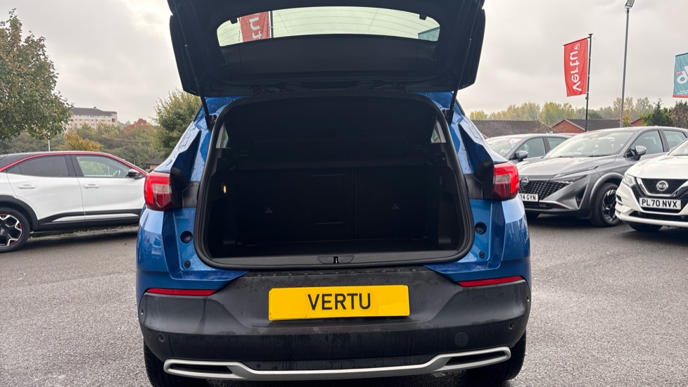 Vauxhall Grandland X 1.2 Turbo Elite Nav 5dr Auto [8 Speed] Petrol Hatchback - Image 4
