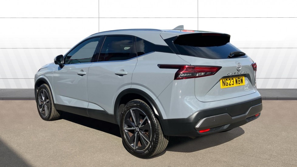 Nissan Qashqai 1.3 DiG-T MH 158 Tekna 5dr Xtronic Petrol Hatchback - Image 2