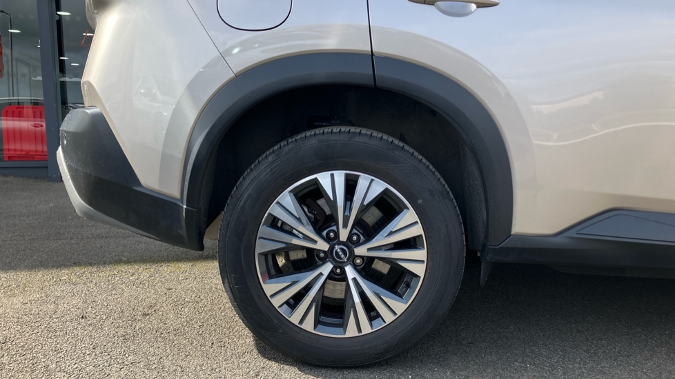 Nissan X-Trail 1.5 E-Power 204 N-Connecta 5dr Xtronic Hybrid Station Wagon - Image 7