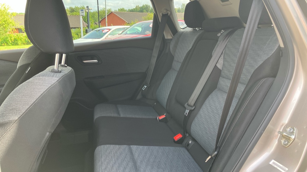 Nissan X-Trail 1.5 E-Power 204 N-Connecta 5dr Xtronic Hybrid Station Wagon - Image 16