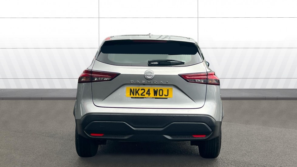 Nissan Qashqai 1.3 DiG-T MH Acenta Premium 5dr Petrol Hatchback - Image 6