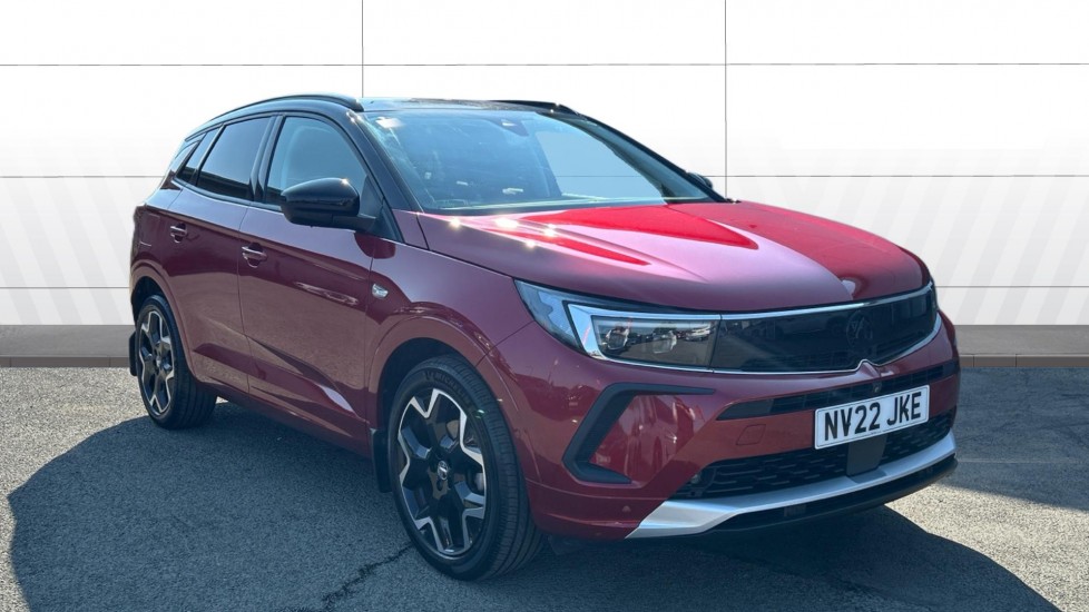 Vauxhall Grandland 1.5 Turbo D Ultimate 5dr Auto Diesel Hatchback - Image 1