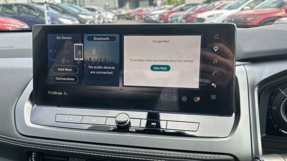 Nissan Qashqai 1.5 E-Power 205 N-Connecta [Glass Roof] 5dr Auto Hybrid Hatchback - Image 12