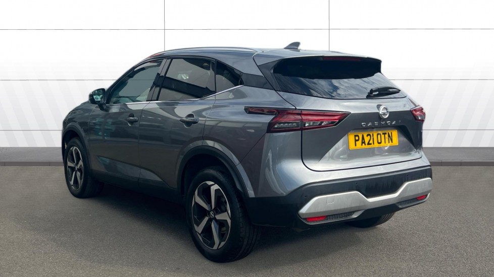 Nissan Qashqai 1.3 DiG-T MH Premiere Edition 5dr Petrol Hatchback - Image 2