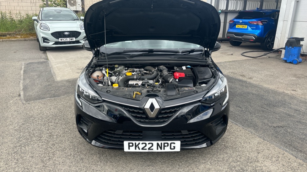 Renault Clio 1.0 TCe 90 Iconic Edition 5dr Petrol Hatchback - Image 8