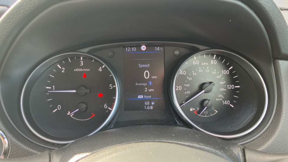 Nissan Qashqai 1.7 dCi Tekna+ 5dr Diesel Hatchback - Image 18