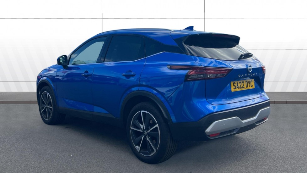 Nissan Qashqai 1.3 DiG-T MH Tekna 5dr Petrol Hatchback - Image 2