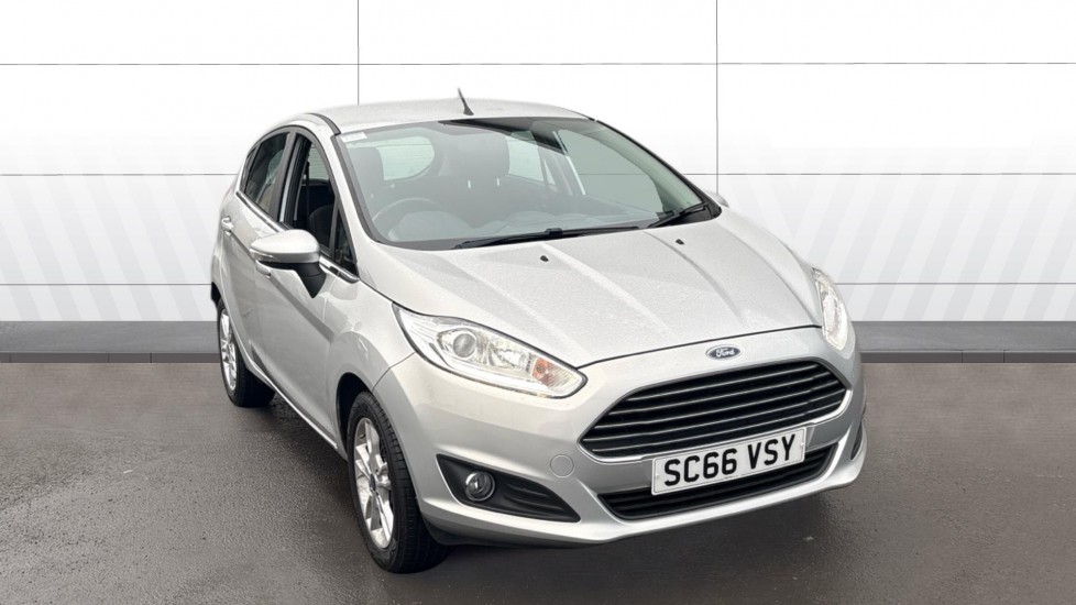 Ford Fiesta 1.25 82 Zetec 5dr Petrol Hatchback - Image 1