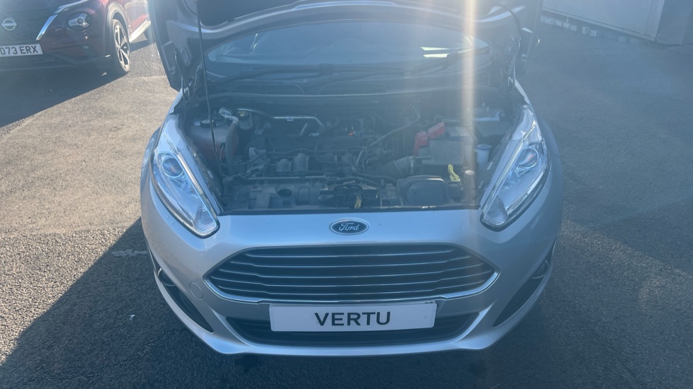 Ford Fiesta 1.25 82 Zetec 5dr Petrol Hatchback - Image 8