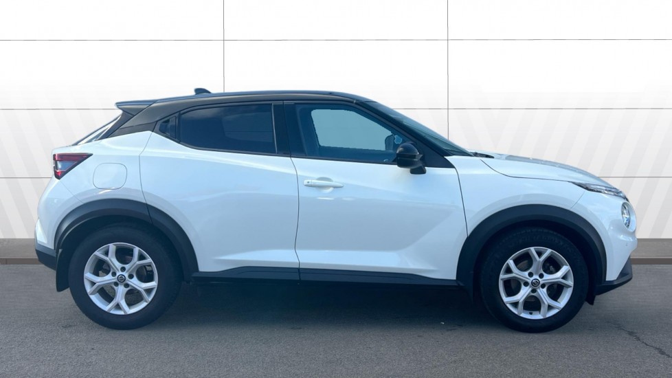 Nissan Juke 1.0 DiG-T 114 N-Connecta 5dr Petrol Hatchback - Image 5
