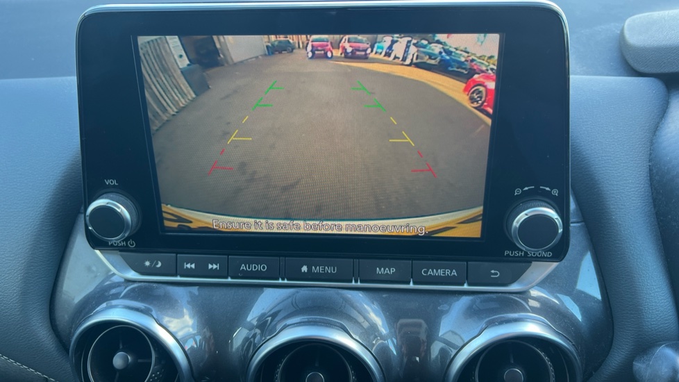 Nissan Juke 1.0 DiG-T 114 N-Connecta 5dr Petrol Hatchback - Image 23