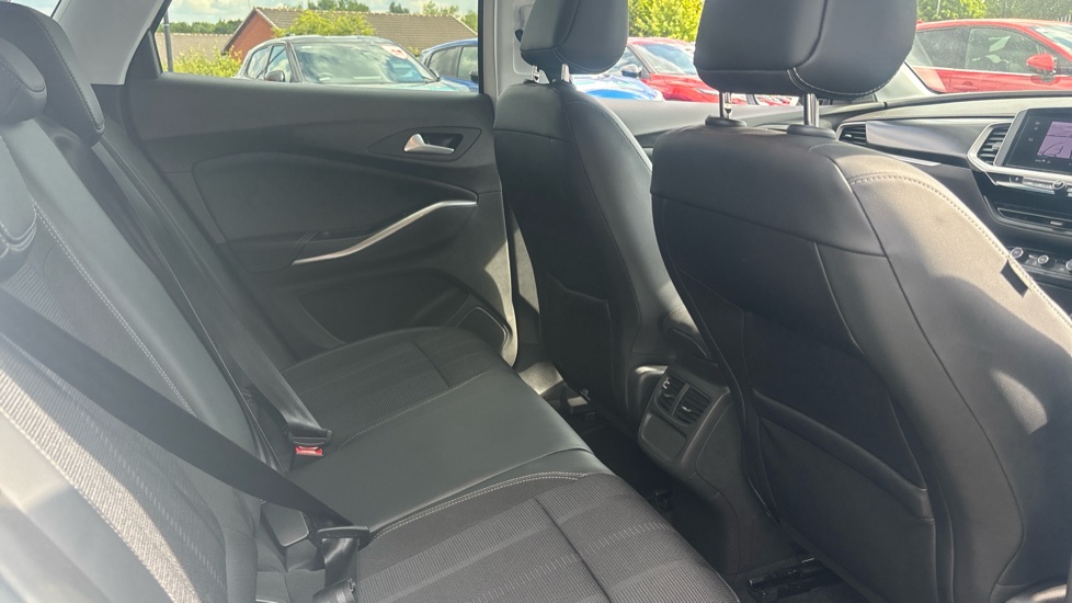 Vauxhall Grandland 1.2 Turbo GS 5dr Petrol Hatchback - Image 16