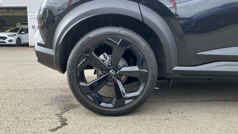 Nissan Juke 1.0 DiG-T Tekna 5dr Petrol Hatchback - Image 7