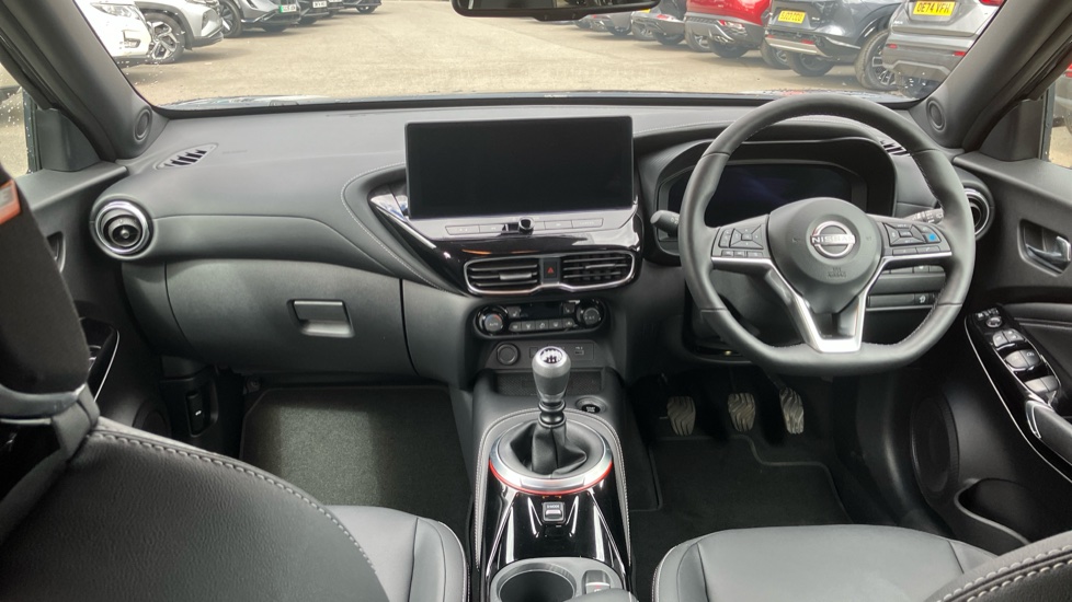 Nissan Juke 1.0 DiG-T Tekna 5dr Petrol Hatchback - Image 10