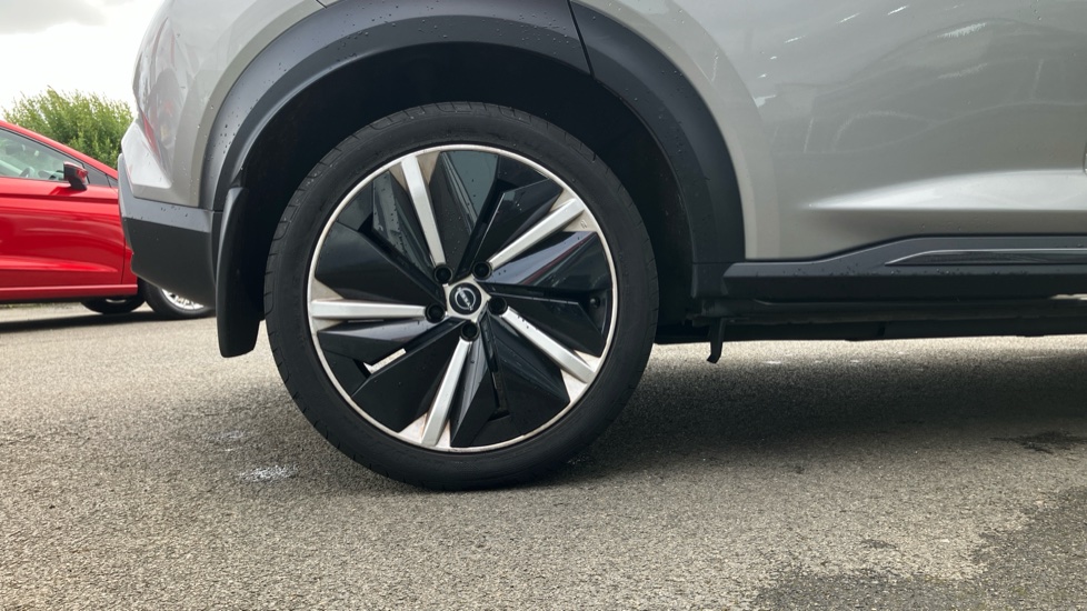 Nissan Juke 1.6 Hybrid Tekna+ 5dr Auto Hybrid Hatchback - Image 7