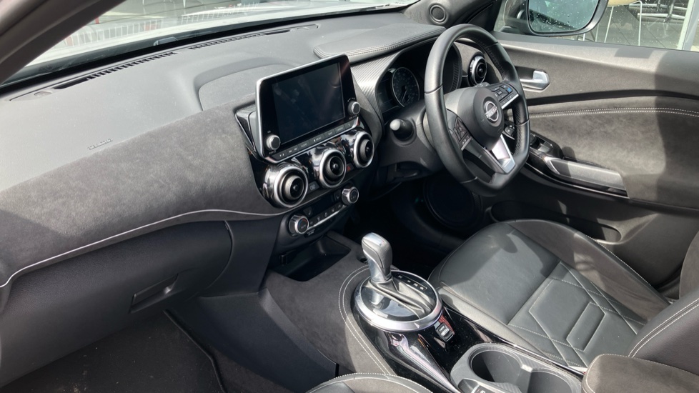 Nissan Juke 1.6 Hybrid Tekna+ 5dr Auto Hybrid Hatchback - Image 9