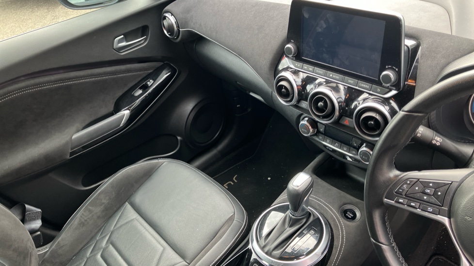Nissan Juke 1.6 Hybrid Tekna+ 5dr Auto Hybrid Hatchback - Image 14