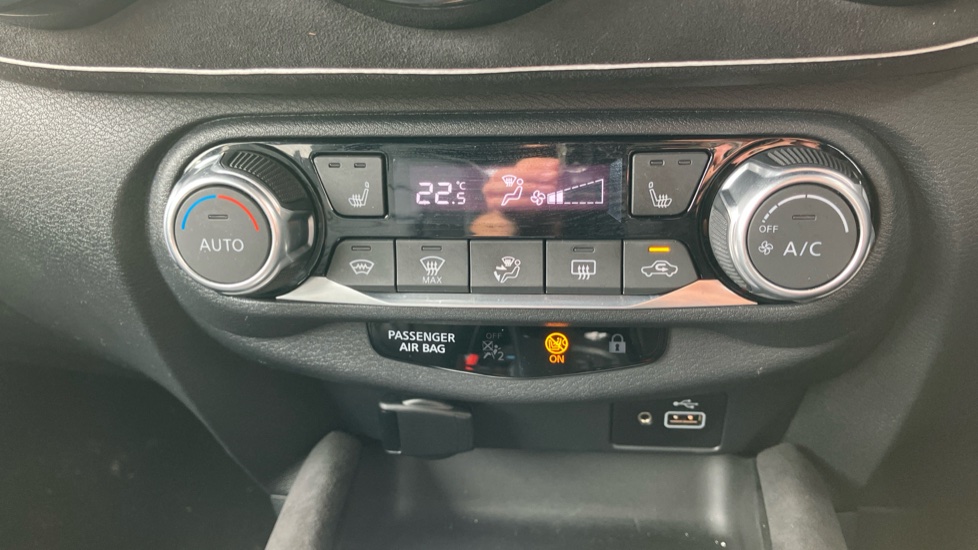 Nissan Juke 1.6 Hybrid Tekna+ 5dr Auto Hybrid Hatchback - Image 25