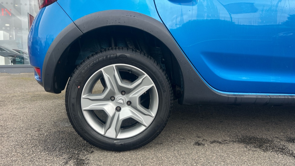 Dacia Sandero Stepway 0.9 TCe Essential 5dr Petrol Hatchback - Image 7