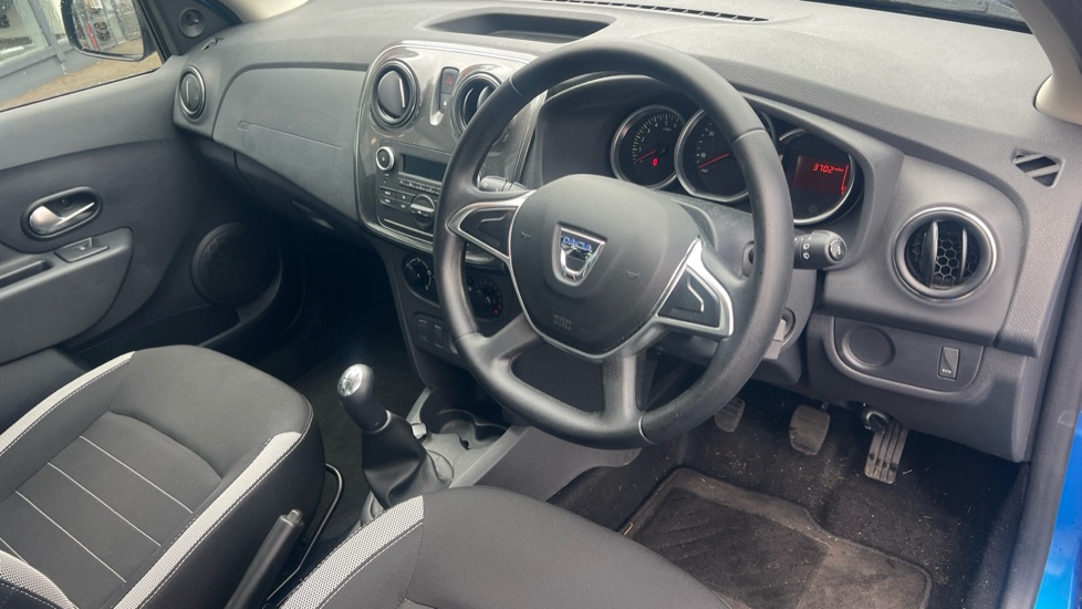 Dacia Sandero Stepway 0.9 TCe Essential 5dr Petrol Hatchback - Image 11