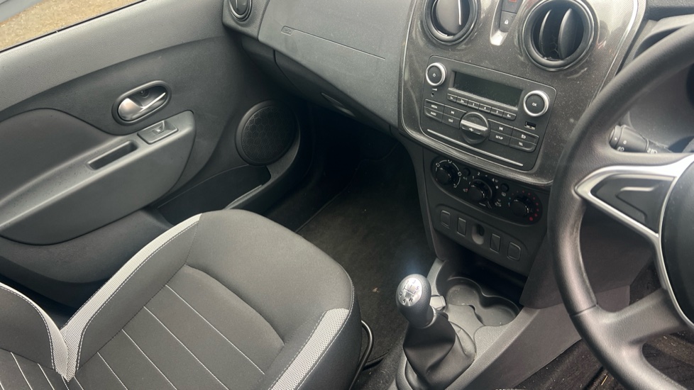 Dacia Sandero Stepway 0.9 TCe Essential 5dr Petrol Hatchback - Image 14
