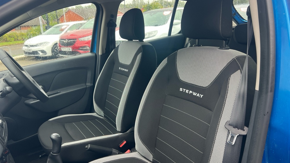 Dacia Sandero Stepway 0.9 TCe Essential 5dr Petrol Hatchback - Image 21