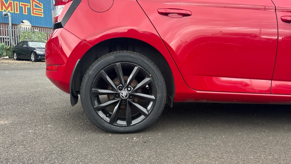 Skoda Fabia 1.0 TSI Colour Edition 5dr Petrol Hatchback - Image 7