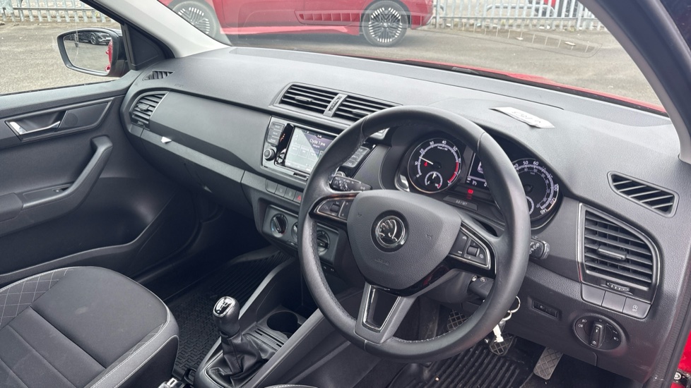 Skoda Fabia 1.0 TSI Colour Edition 5dr Petrol Hatchback - Image 11
