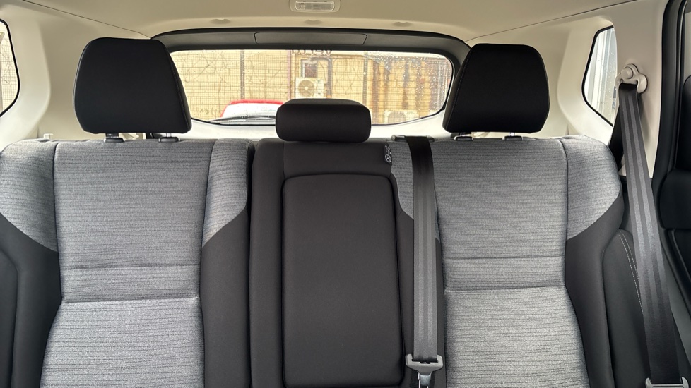 Nissan X-Trail 1.5 E-Power 204 N-Connecta 5dr Xtronic Hybrid Station Wagon - Image 15
