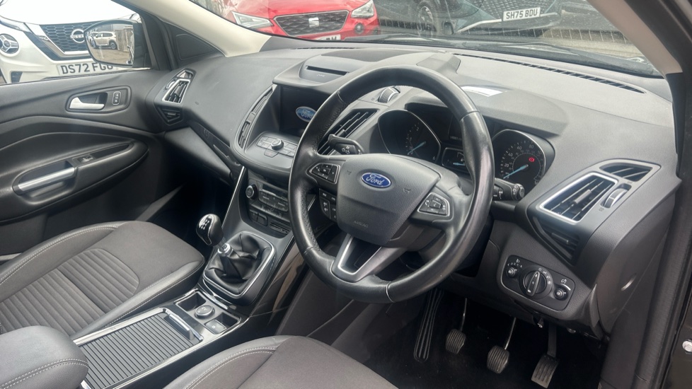 Ford Kuga 2.0 TDCi Titanium Edition 5dr 2WD Diesel Estate - Image 11