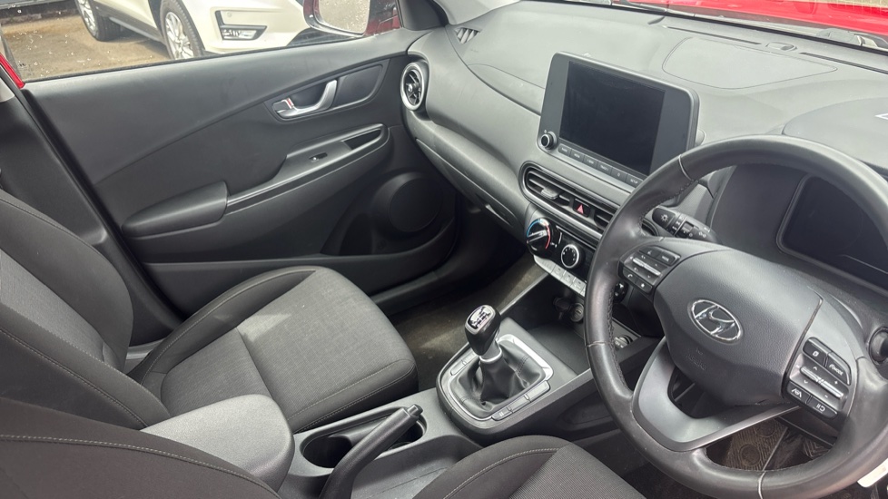 Hyundai KONA 1.0 TGDi 48V MHEV SE Connect 5dr Petrol Hatchback - Image 14