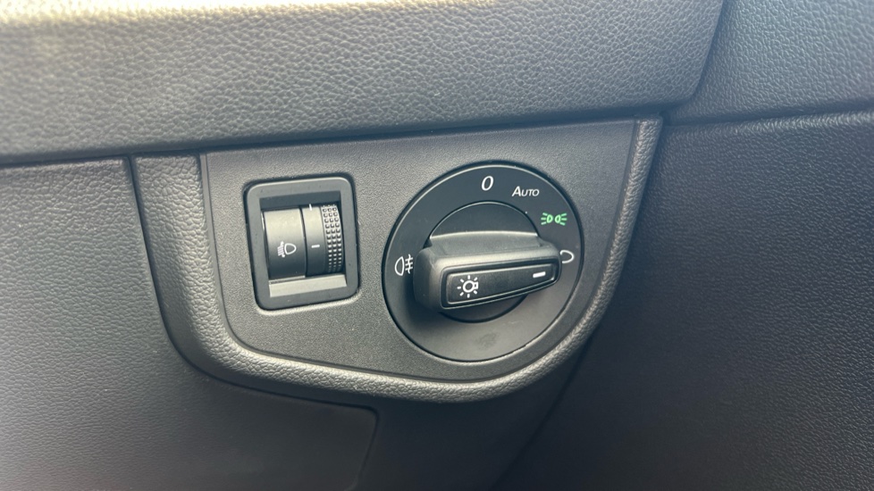 Volkswagen Polo 1.0 Life 5dr Petrol Hatchback - Image 23
