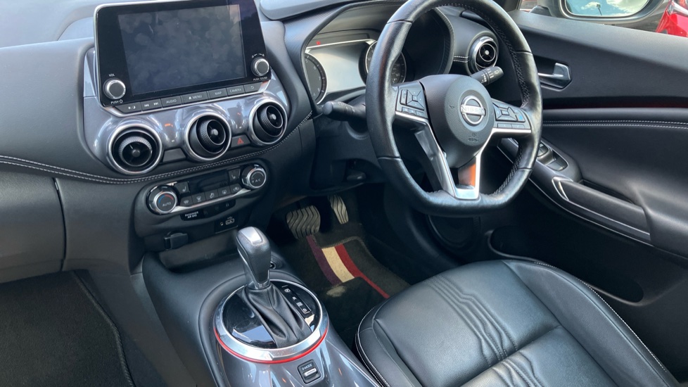 Nissan Juke 1.0 DiG-T 114 Tekna 5dr DCT Petrol Hatchback - Image 9