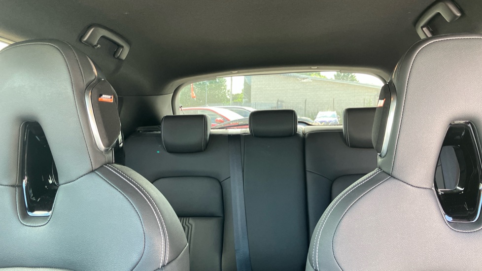 Nissan Juke 1.0 DiG-T 114 Tekna 5dr DCT Petrol Hatchback - Image 15