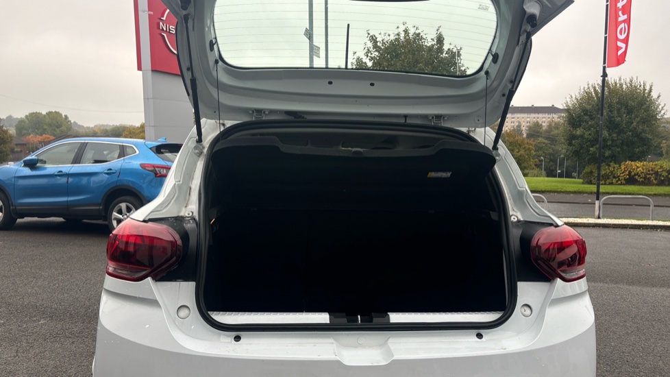 Dacia Sandero 1.0 Tce Expression 5dr Petrol Hatchback - Image 4