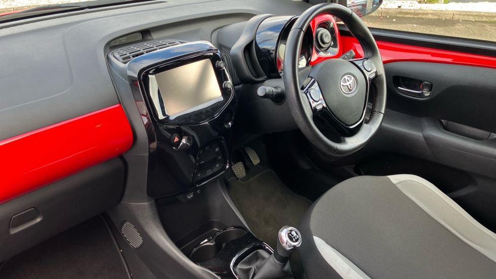 Toyota Aygo 1.0 VVT-i X-Style 5dr Petrol Hatchback - Image 9