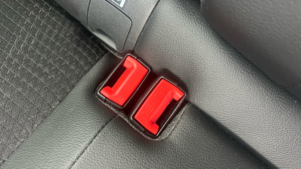 Nissan Qashqai 1.3 DiG-T MH 158 N-Connecta 5dr Xtronic Petrol Hatchback - Image 17
